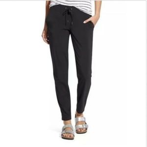 Athleta Midtown Ankle Pants In Black Size 8
